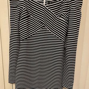 Guess Balck/white Dress Size 8